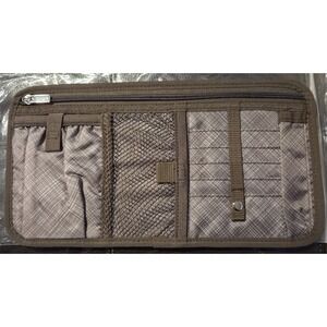 Thirty-One Made In The Shade Pocket Taupe Cross Pop Retired‎ New